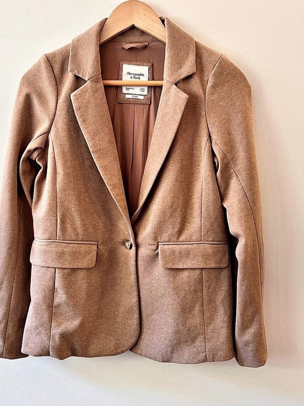 Abercrombie & Fitch Tan Camel Knit Blazer Lined Women’s XXS EUC Quiet Luxury